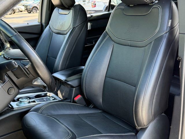 Certified 2022 Ford Explorer ST w/ Equipment Group 401A AWD/4WD image 9