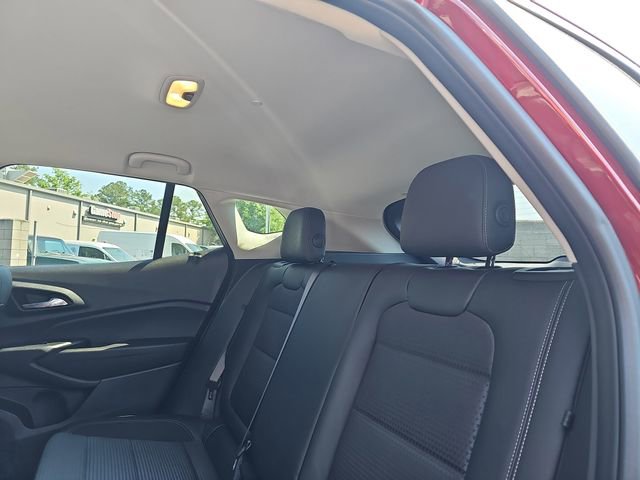 Used 2025 Chevrolet Trax LT w/ LT Convenience Package FWD image 27