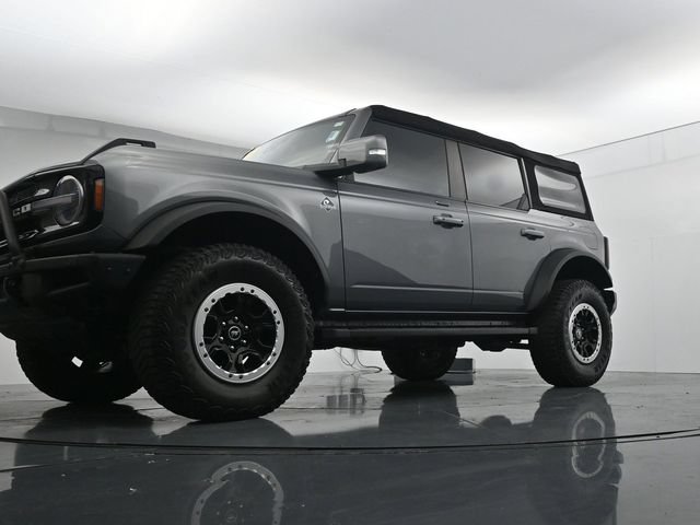 Certified 2023 Ford Bronco Outer Banks w/ Sasquatch Package AWD/4WD image 29