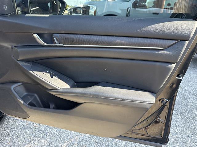 Used 2018 Honda Accord EX-L image 22