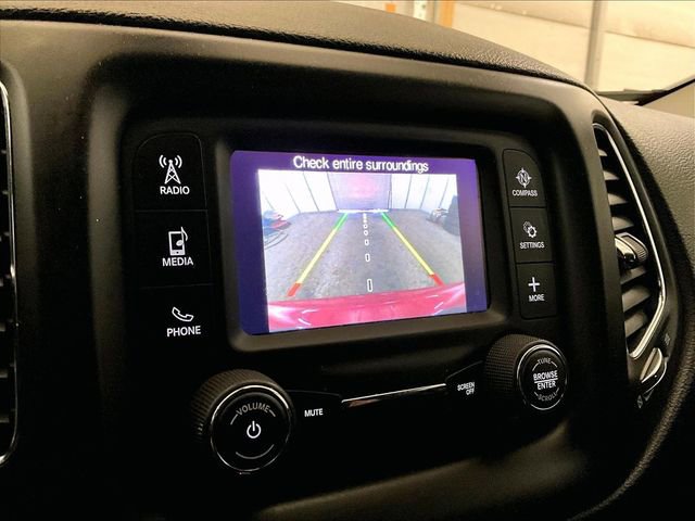 Used 2018 Jeep Compass Latitude w/ Cold Weather Group AWD/4WD image 20