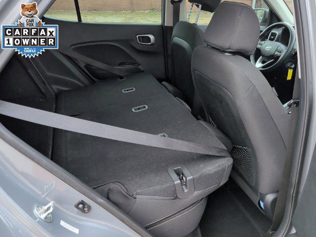 Used 2023 Hyundai Venue SEL FWD image 18
