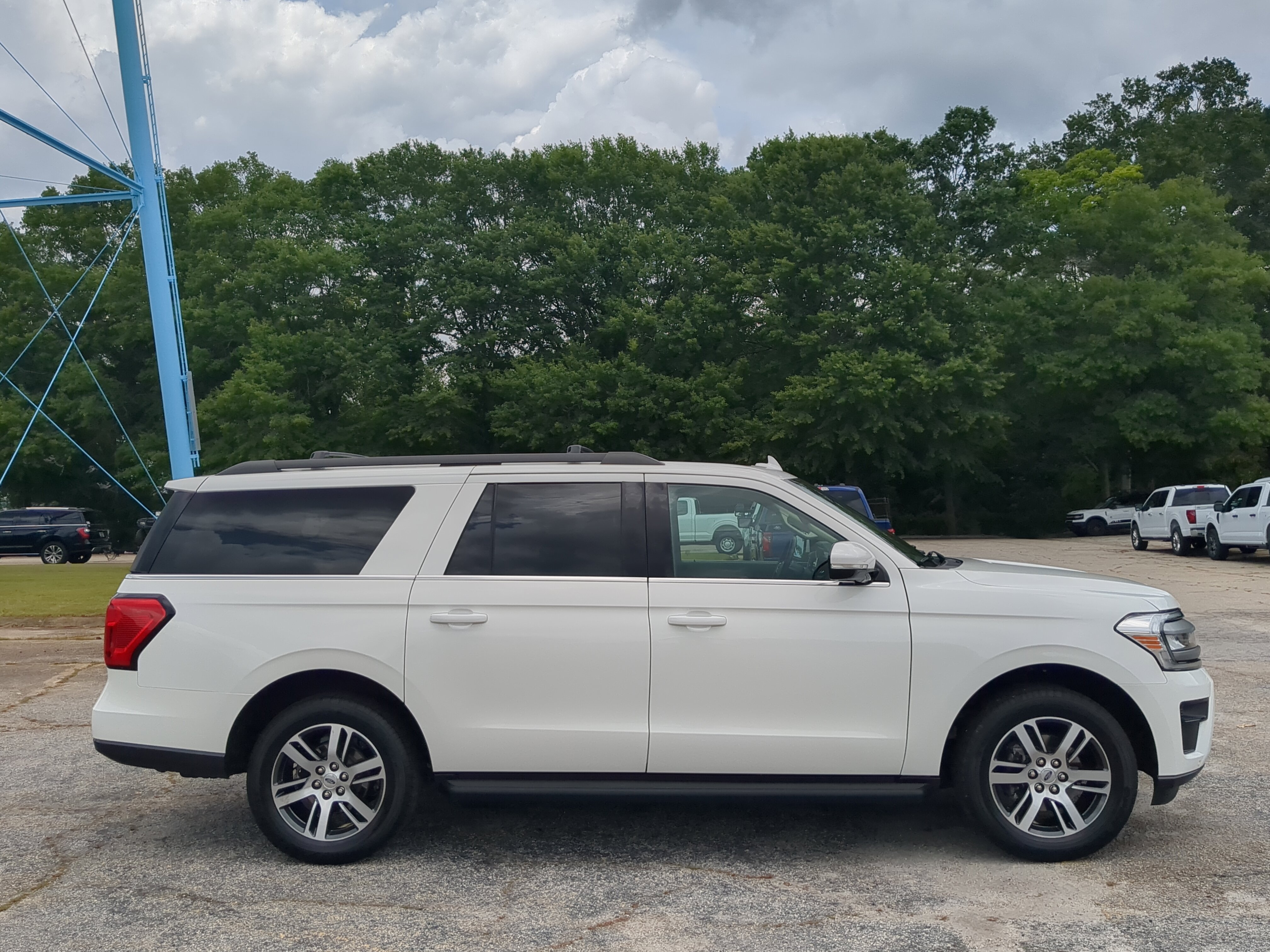 Certified 2024 Ford Expedition Max XLT RWD image 2