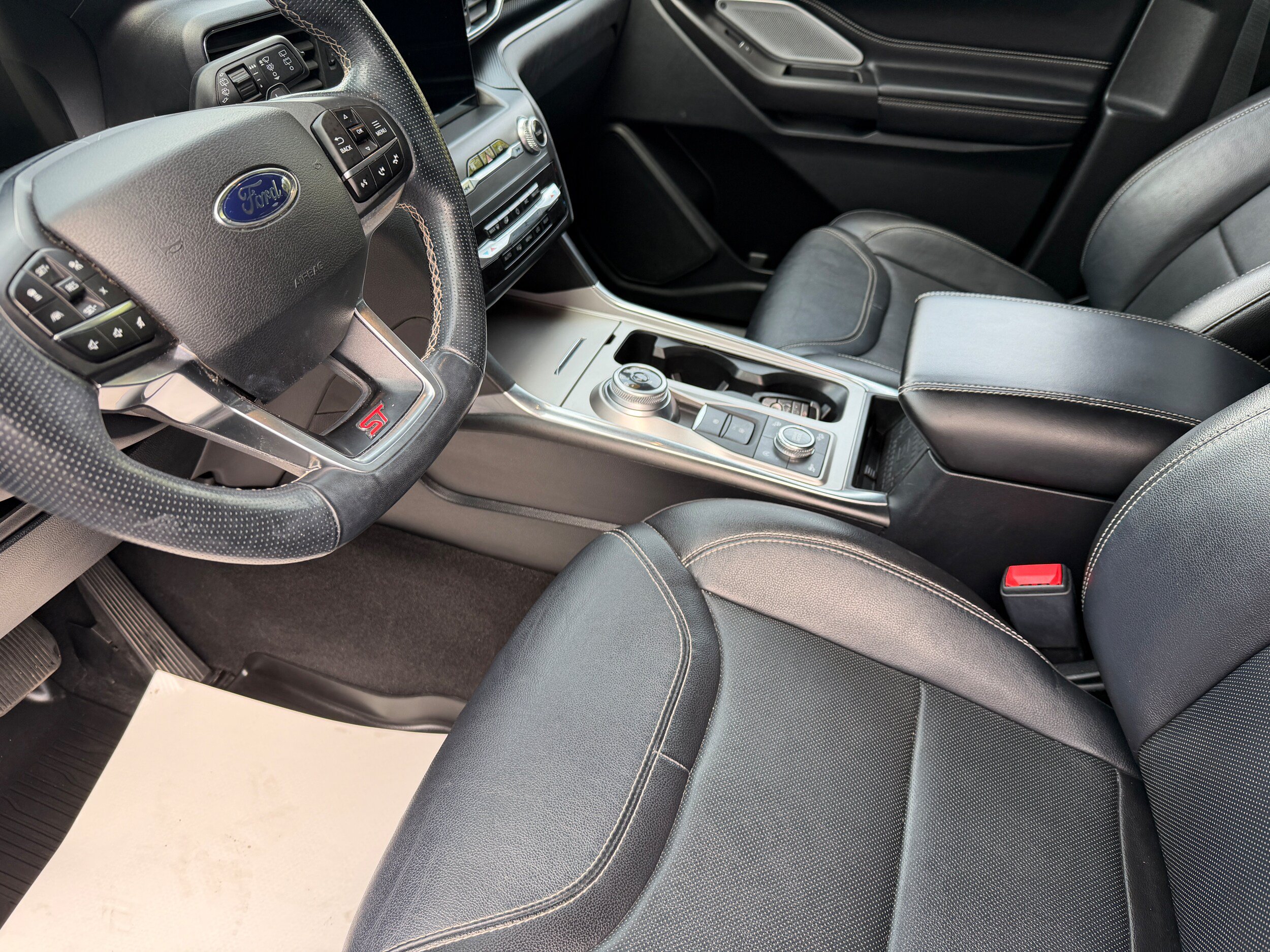 Certified 2020 Ford Explorer ST w/ ST Street Pack AWD/4WD image 16