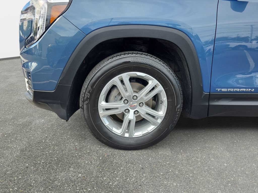 Used 2024 GMC Terrain SLE w/ Driver Convenience Package AWD/4WD image 25