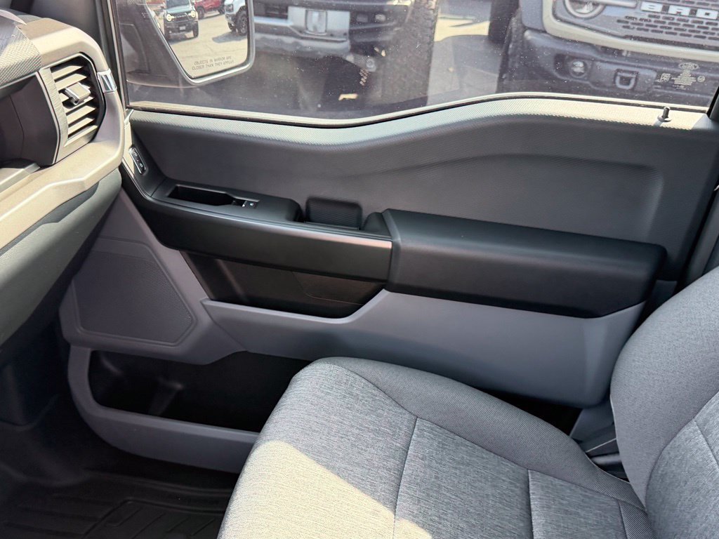 Certified 2025 Ford F150 XL RWD image 16