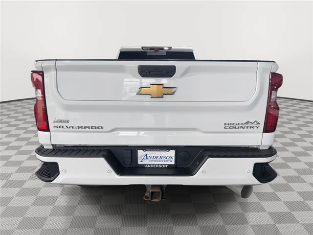 Used 2022 Chevrolet Silverado 2500 High Country w/ Z71 Off-Road Package AWD/4WD image 8