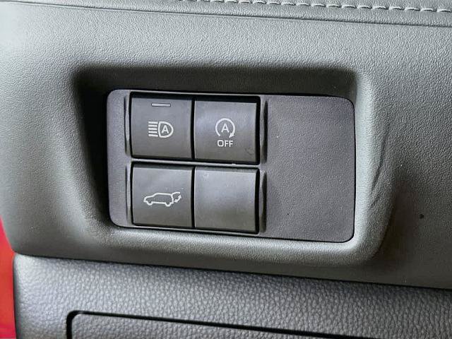 Used 2023 Toyota Highlander XSE FWD image 27
