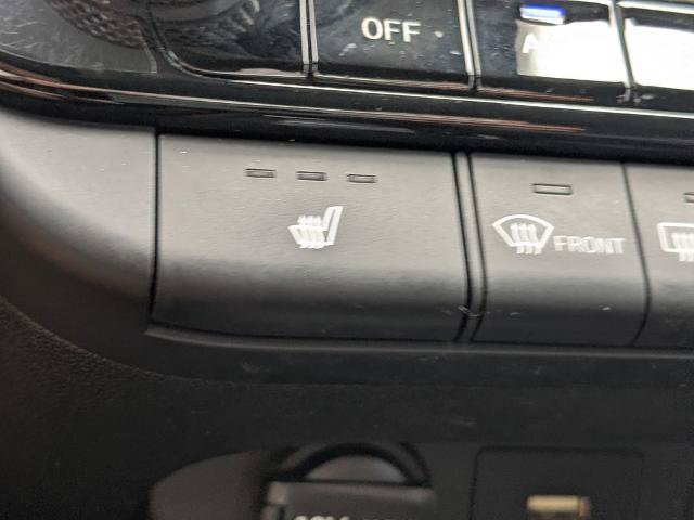 Used 2022 Hyundai Elantra Blue FWD image 21