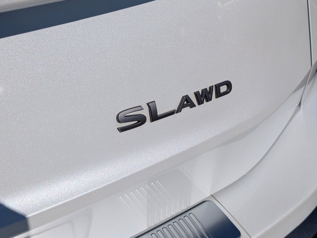 Used 2024 Nissan Rogue SL AWD/4WD image 23