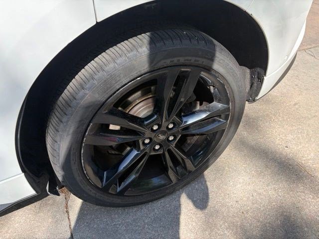 Certified 2020 Ford Edge ST w/ Equipment Group 401A AWD/4WD image 15
