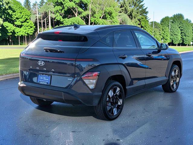 Used 2025 Hyundai Kona SEL AWD/4WD image 6