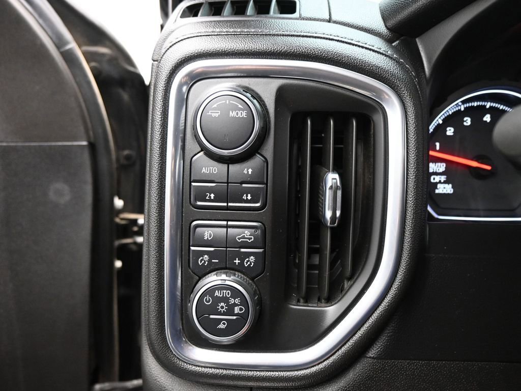 Used 2021 Chevrolet Silverado 1500 LT Trail Boss w/ Convenience Package II image 40