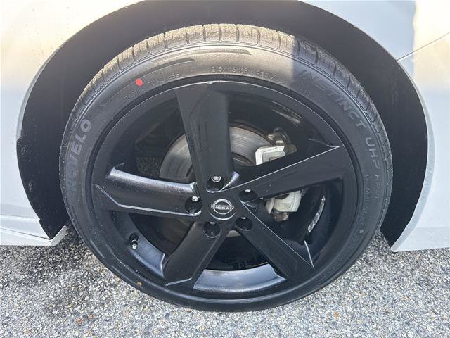 Used 2024 Nissan Sentra SR FWD image 17
