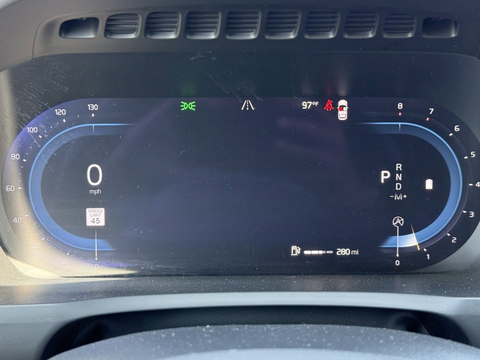 Used 2023 Volvo XC90 B6 Ultimate w/ Protection Package image 30