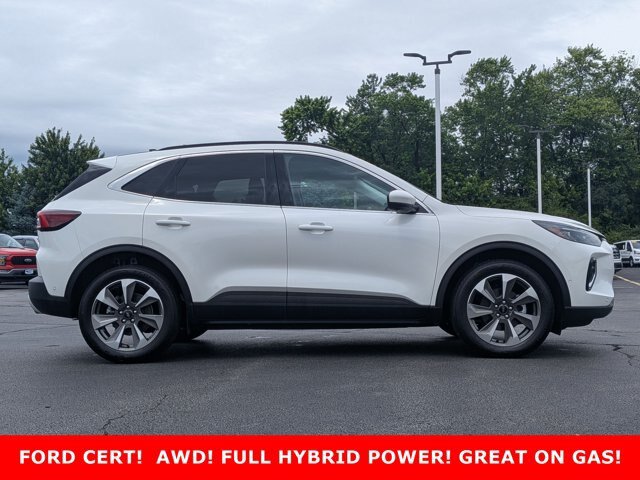 Certified 2023 Ford Escape Platinum w/ Premium Technology Package AWD/4WD image 4