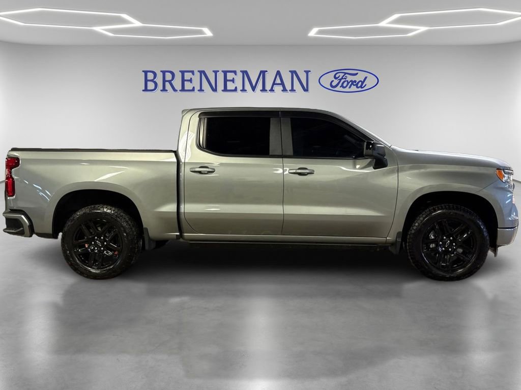 Used 2023 Chevrolet Silverado 1500 RST w/ Z71 Off-Road Package image 8