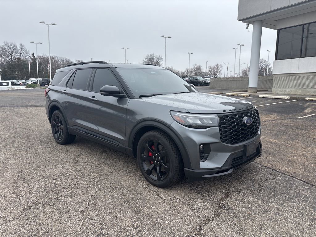 Certified 2025 Ford Explorer ST w/ Sun And Sound Package image 5