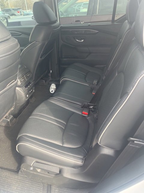 Used 2023 Honda Pilot Elite image 12
