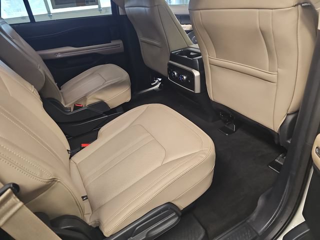 Certified 2024 Ford Expedition Limited AWD/4WD image 11