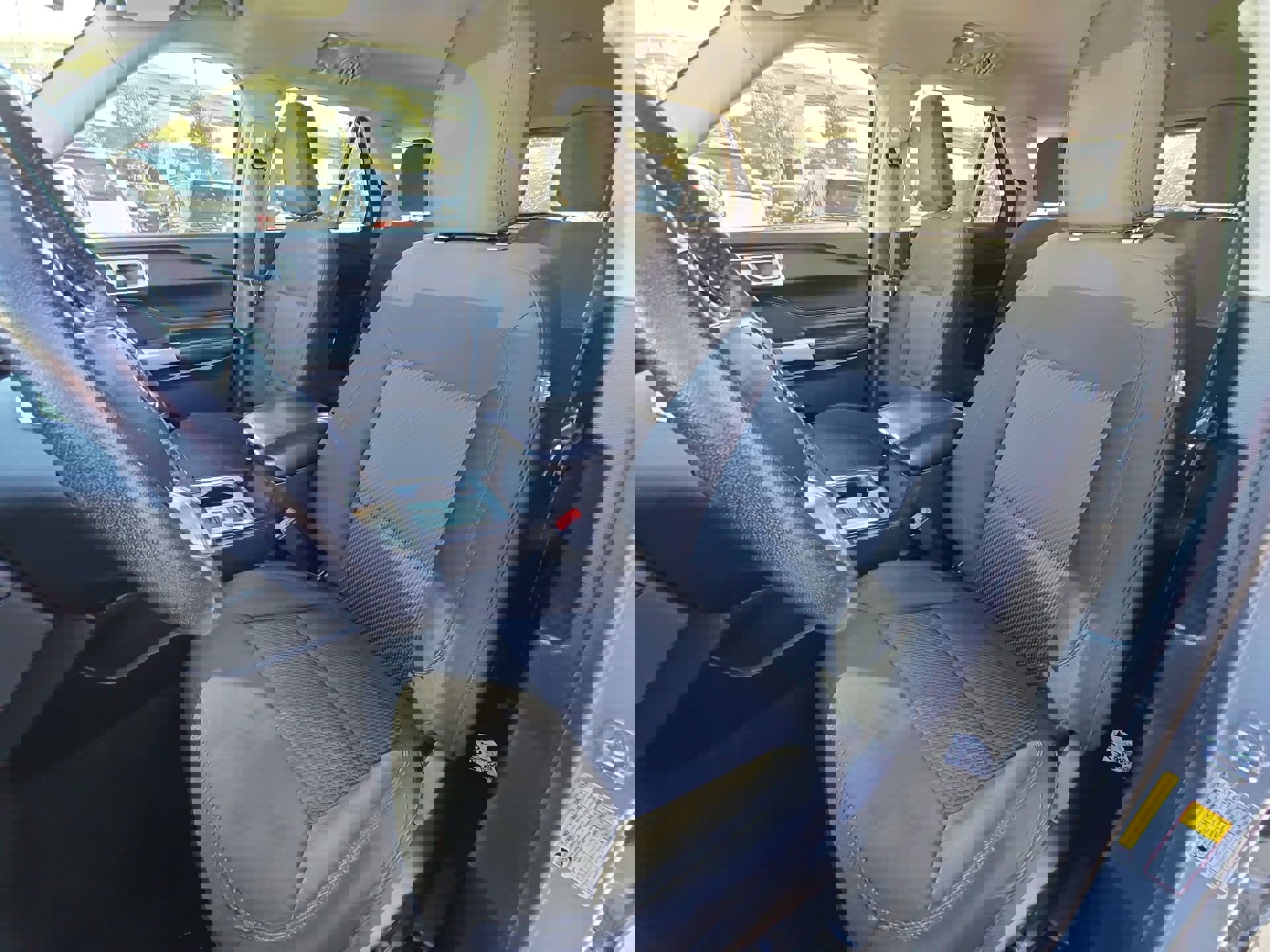 Certified 2022 Ford Explorer XLT image 12