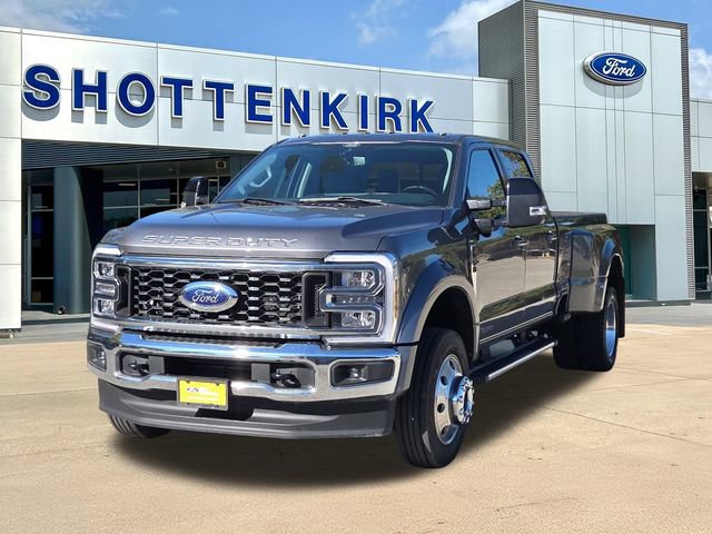 Certified 2024 Ford F450 Lariat AWD/4WD image 3