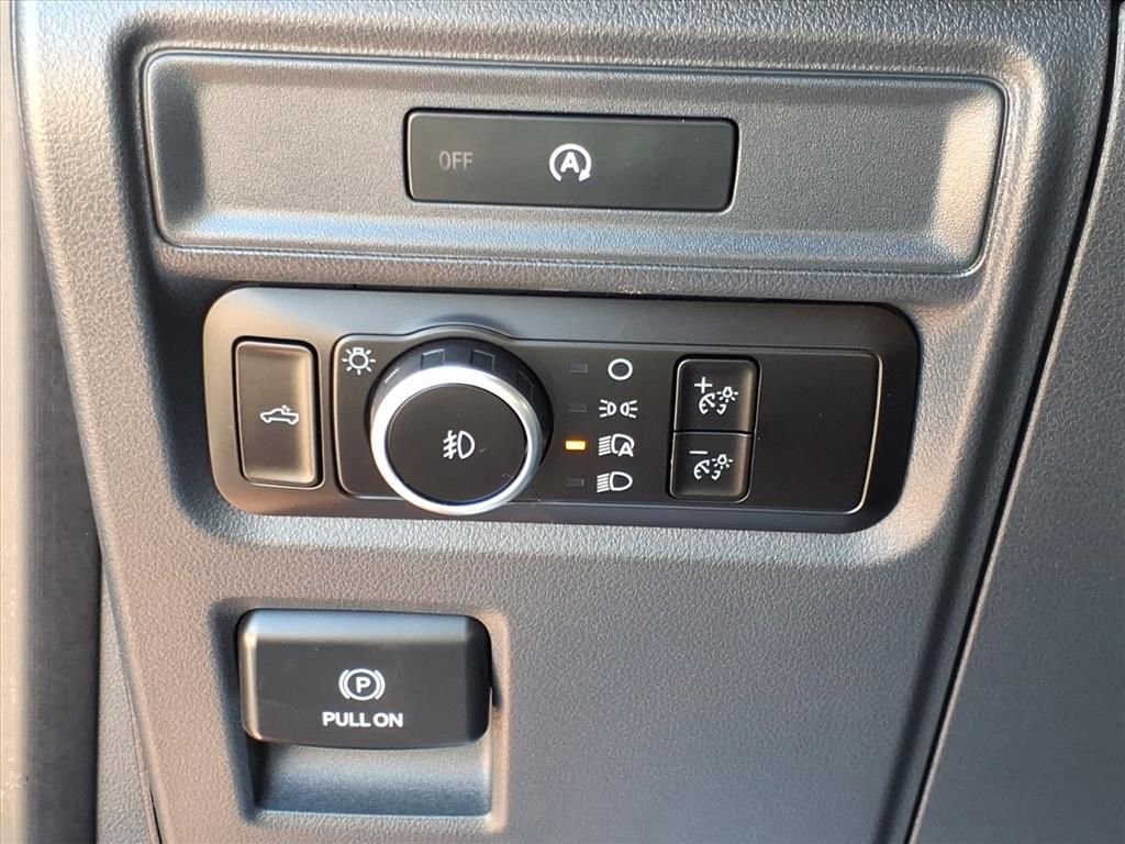 Certified 2025 Ford F150 STX w/ Equipment Group 200A AWD/4WD image 18