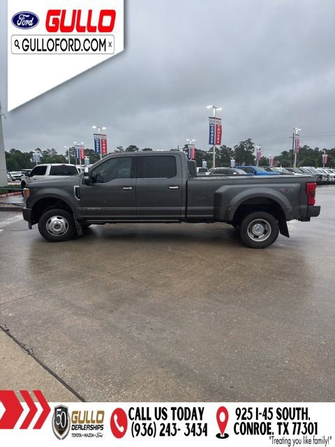 Certified 2017 Ford F350 Platinum w/ Platinum Ultimate Package AWD/4WD image 4