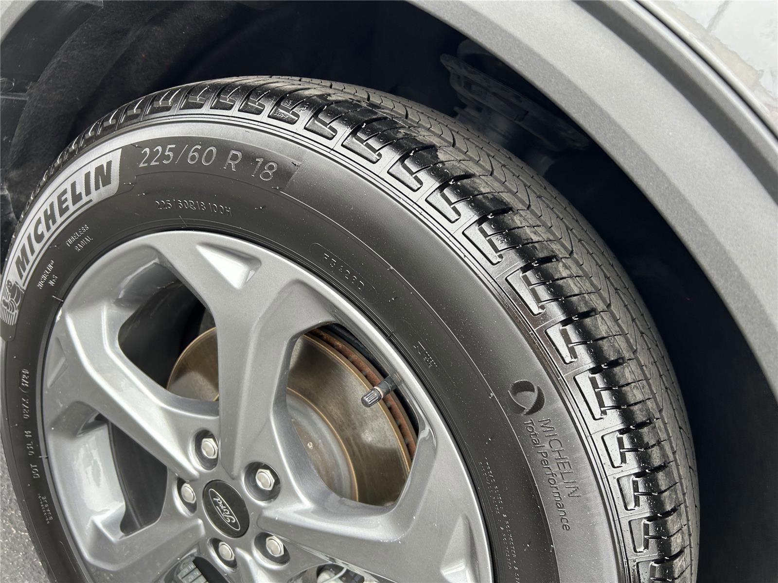 Certified 2025 Ford Escape ST-Line image 10