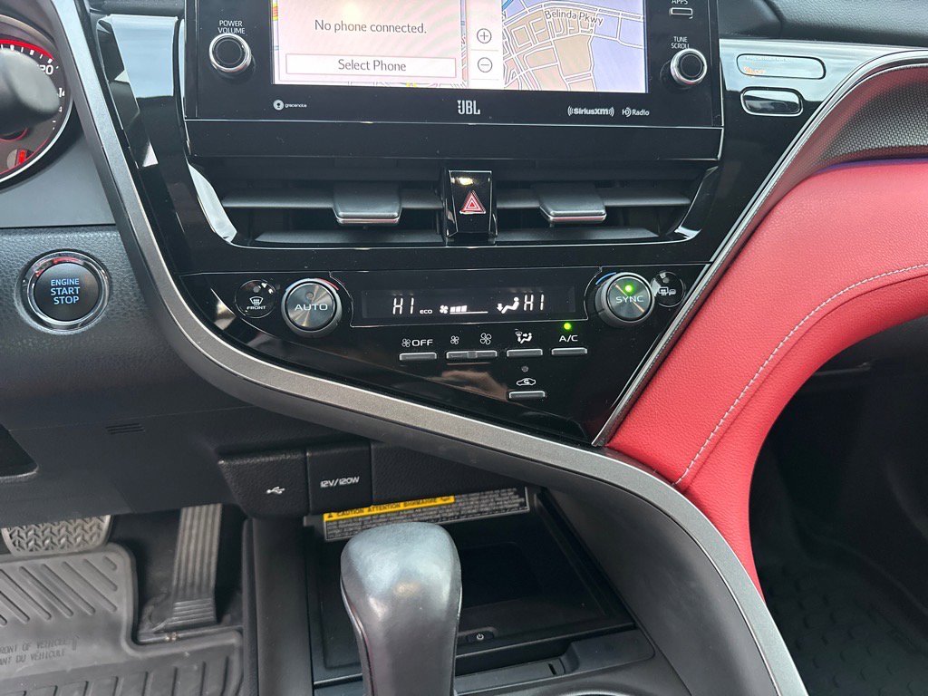 Used 2021 Toyota Camry XSE image 19