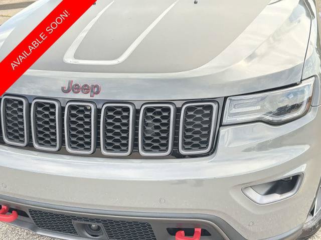 Used 2021 Jeep Grand Cherokee Trailhawk w/ Trailhawk Luxury Group AWD/4WD image 11