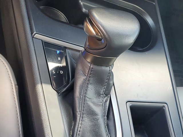 Used 2024 Lexus UX 250h FWD image 29