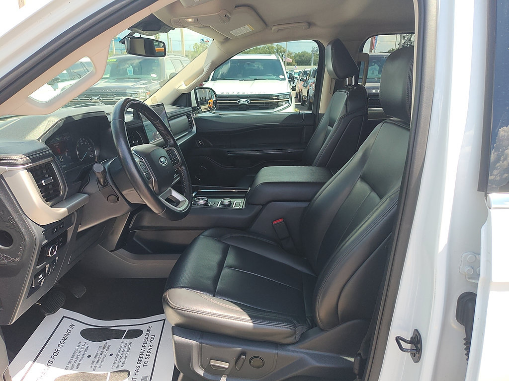 Certified 2023 Ford Expedition XLT AWD/4WD image 11