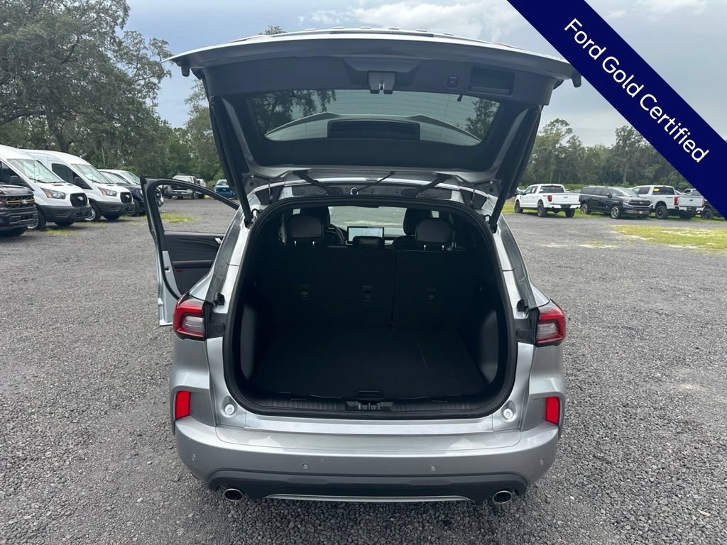 Certified 2024 Ford Escape ST-Line w/ Tech Pack #1 AWD/4WD image 33
