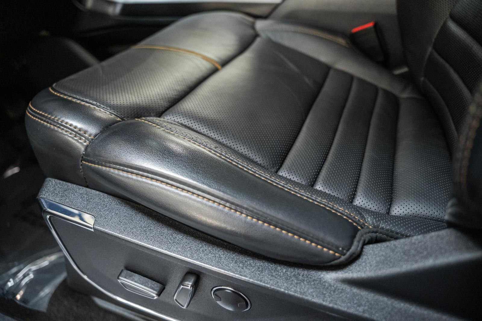 Certified 2022 Ford F150 Platinum w/ FX4 Off-Road Package image 43