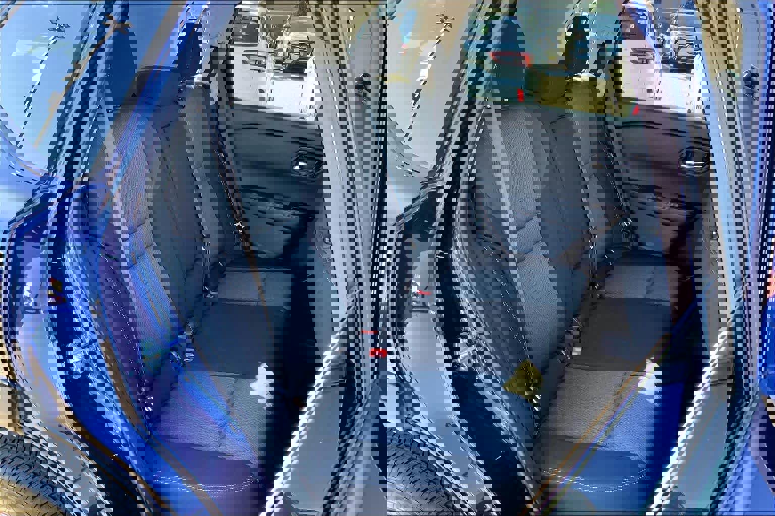 Used 2024 Nissan Rogue SV image 18