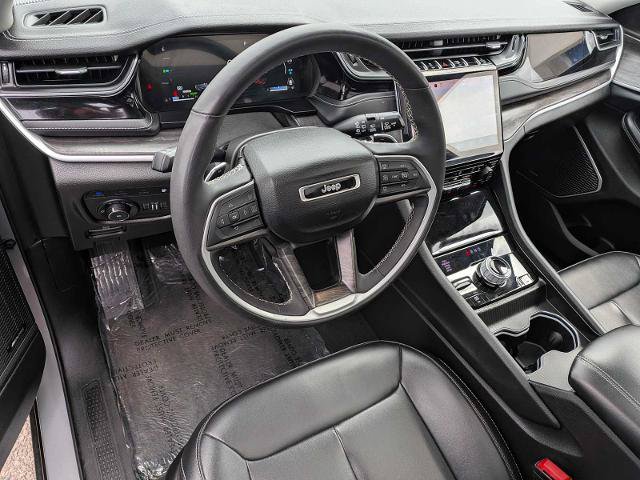 Used 2024 Jeep Grand Cherokee Limited 4xe AWD/4WD image 2