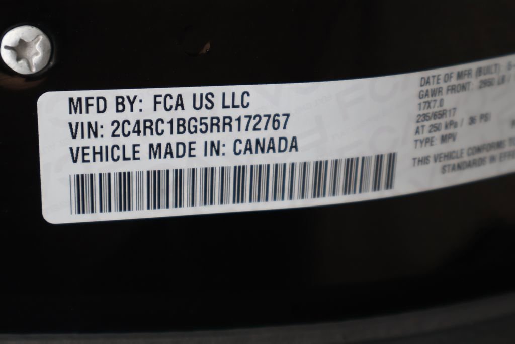Used 2024 Chrysler Pacifica Touring-L FWD image 37
