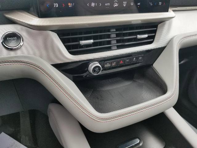 Certified 2025 Ford Explorer Active w/ Active Comfort Package AWD/4WD image 23