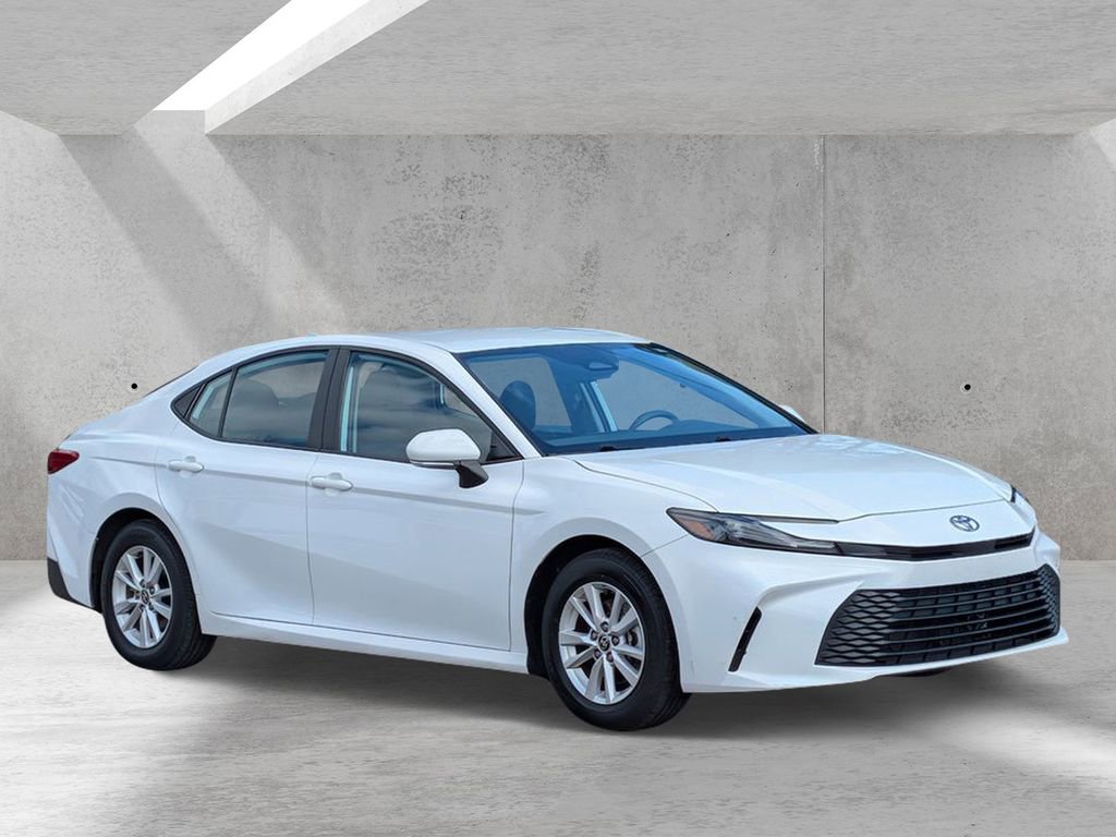 Used 2025 Toyota Camry LE FWD image 1