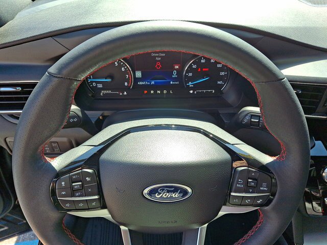 Certified 2024 Ford Explorer ST-Line w/ Class IV Trailer Tow Package AWD/4WD image 8