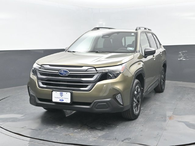 Used 2025 Subaru Forester Premium AWD/4WD image 23