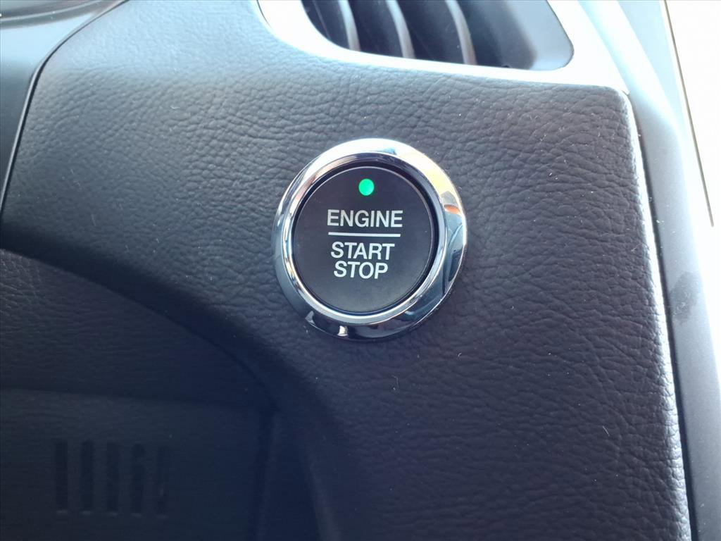 Certified 2022 Ford Edge SE image 16