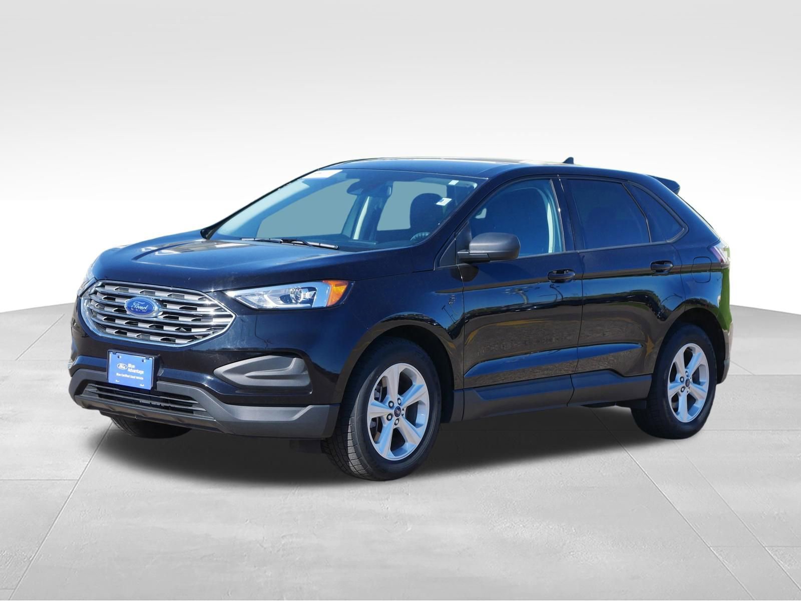 Certified 2022 Ford Edge SE