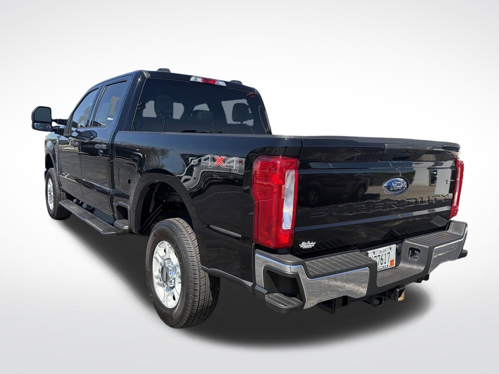 Certified 2025 Ford F250 XLT AWD/4WD image 12