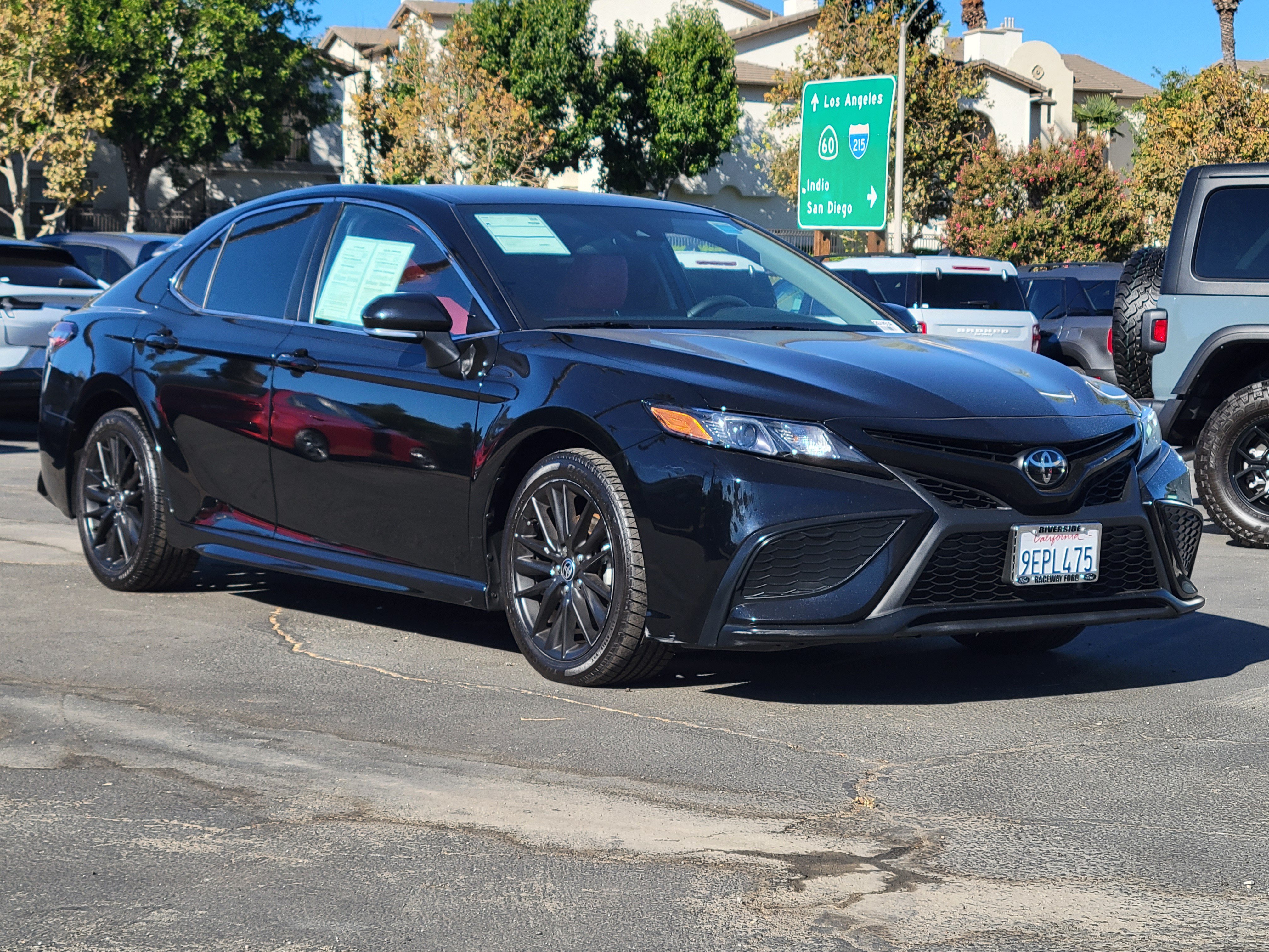 Used 2023 Toyota Camry SE