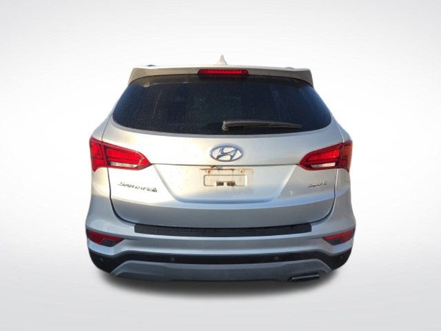 Used 2018 Hyundai Santa Fe Sport w/ 2.4L Tech Package 04 FWD image 8