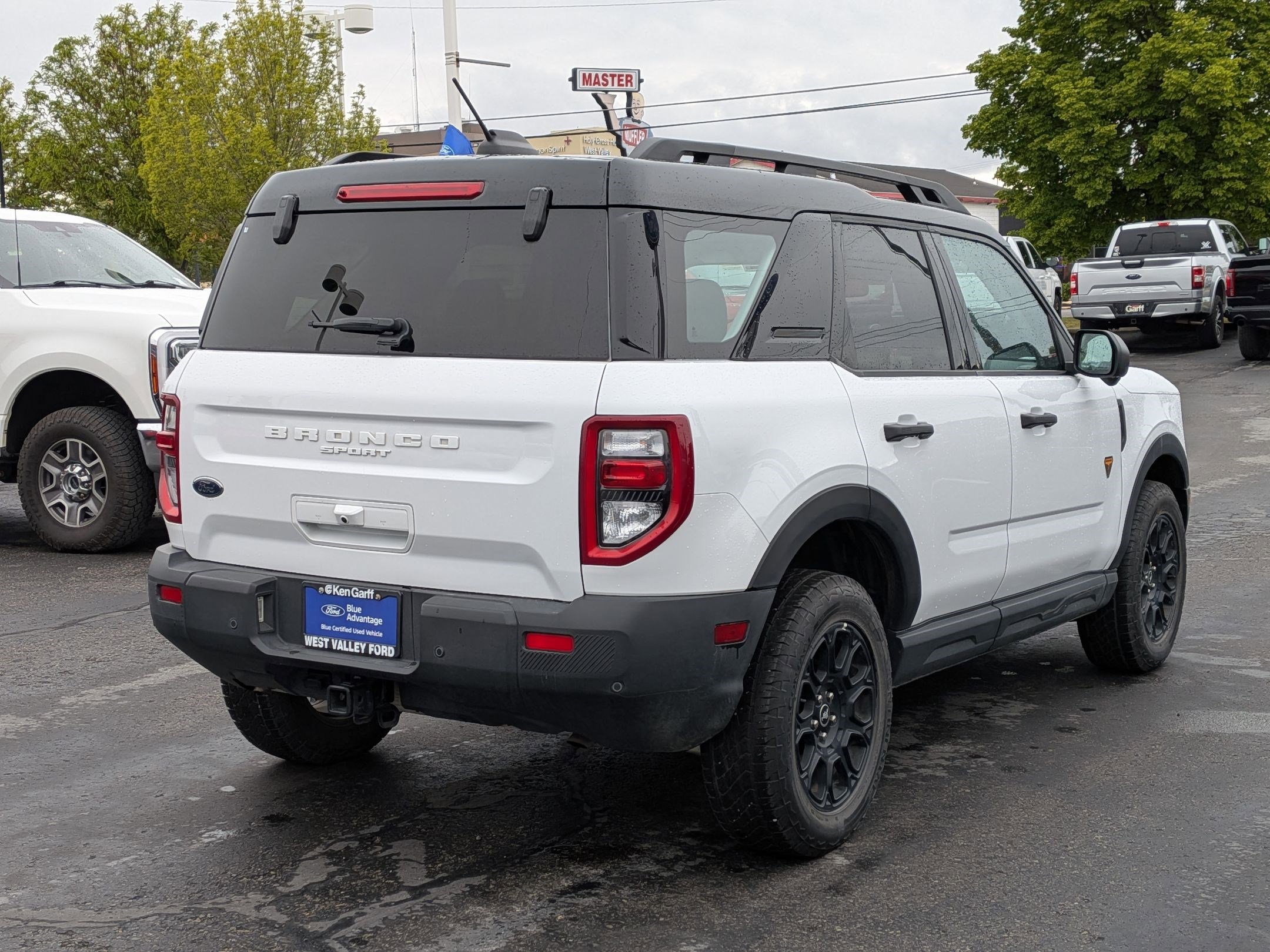 Certified 2025 Ford Bronco Sport Badlands AWD/4WD image 3