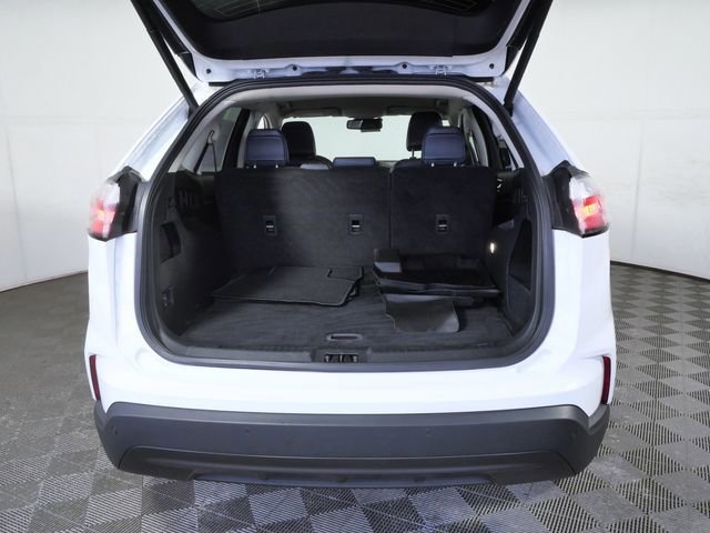 Certified 2023 Ford Edge SEL w/ Sport Appearance Package image 9