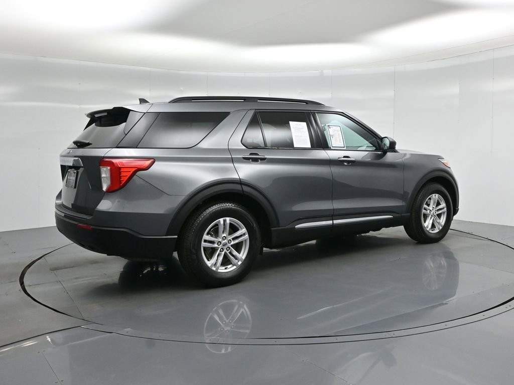 Certified 2022 Ford Explorer XLT image 30
